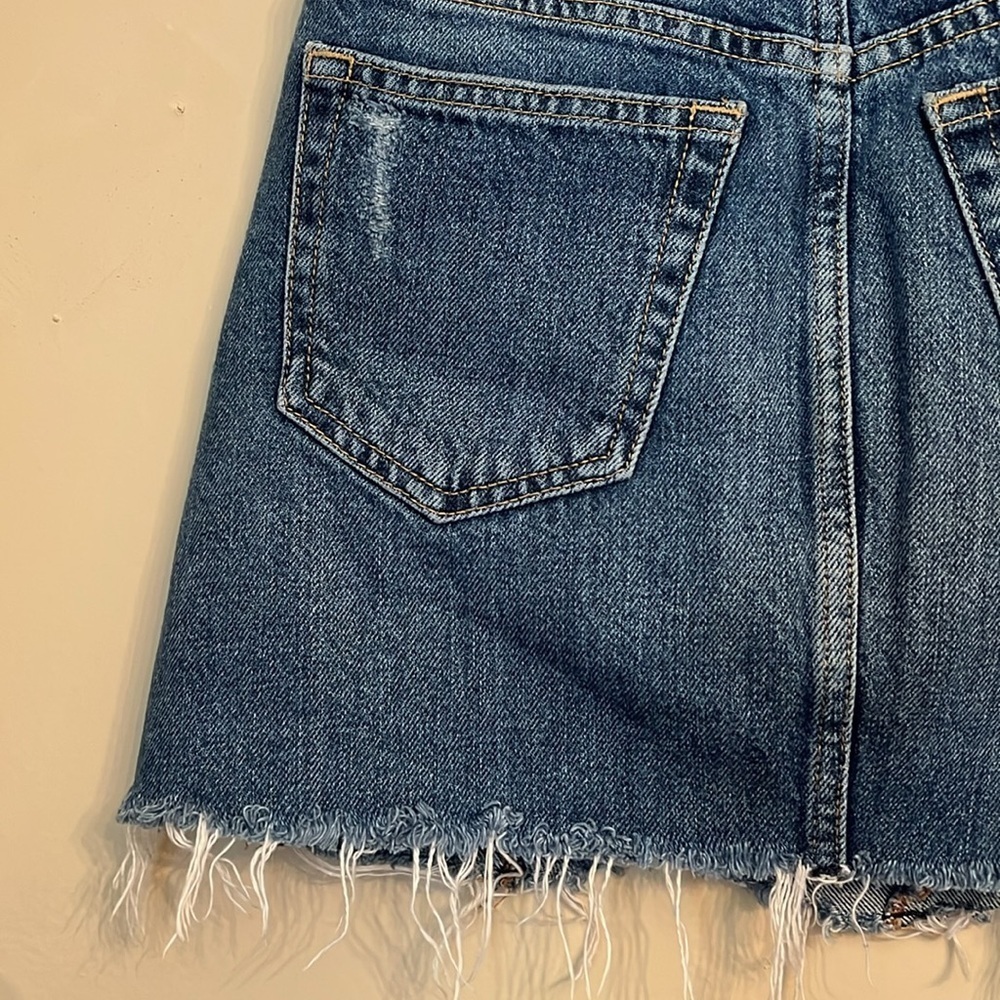 We The Free Breezy Button Fly Denim Jean Raw Hem Distressed Mini Skirt 25 - Picture 7 of 13